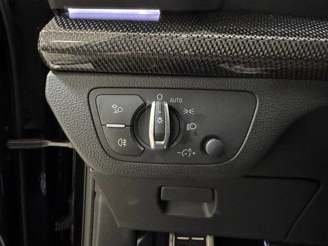 Used 2025 Audi SQ5 Premium Plus w/ Premium Plus Package AWD/4WD image 12