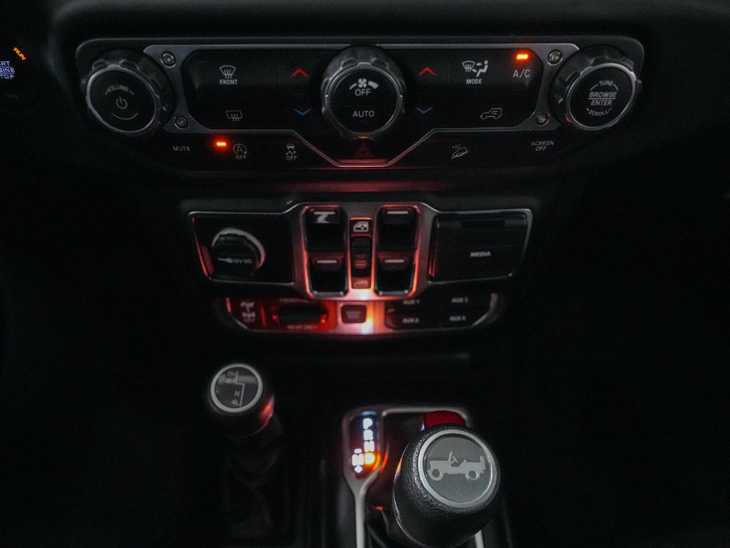 Used 2019 Jeep Wrangler Unlimited Rubicon AWD/4WD image 21