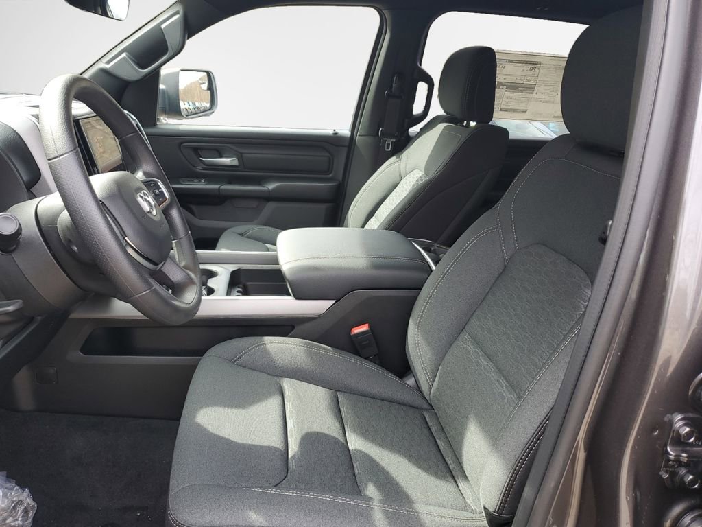 New 2026 RAM 1500 Express AWD/4WD image 12