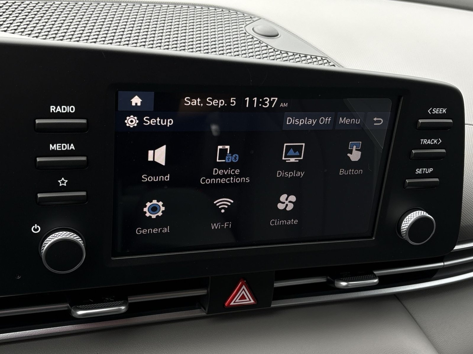 New 2026 Hyundai Elantra SE FWD image 20
