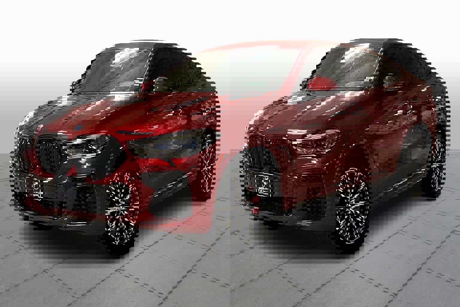 Used 2023 BMW X6 xDrive40i w/ Executive Package image 2