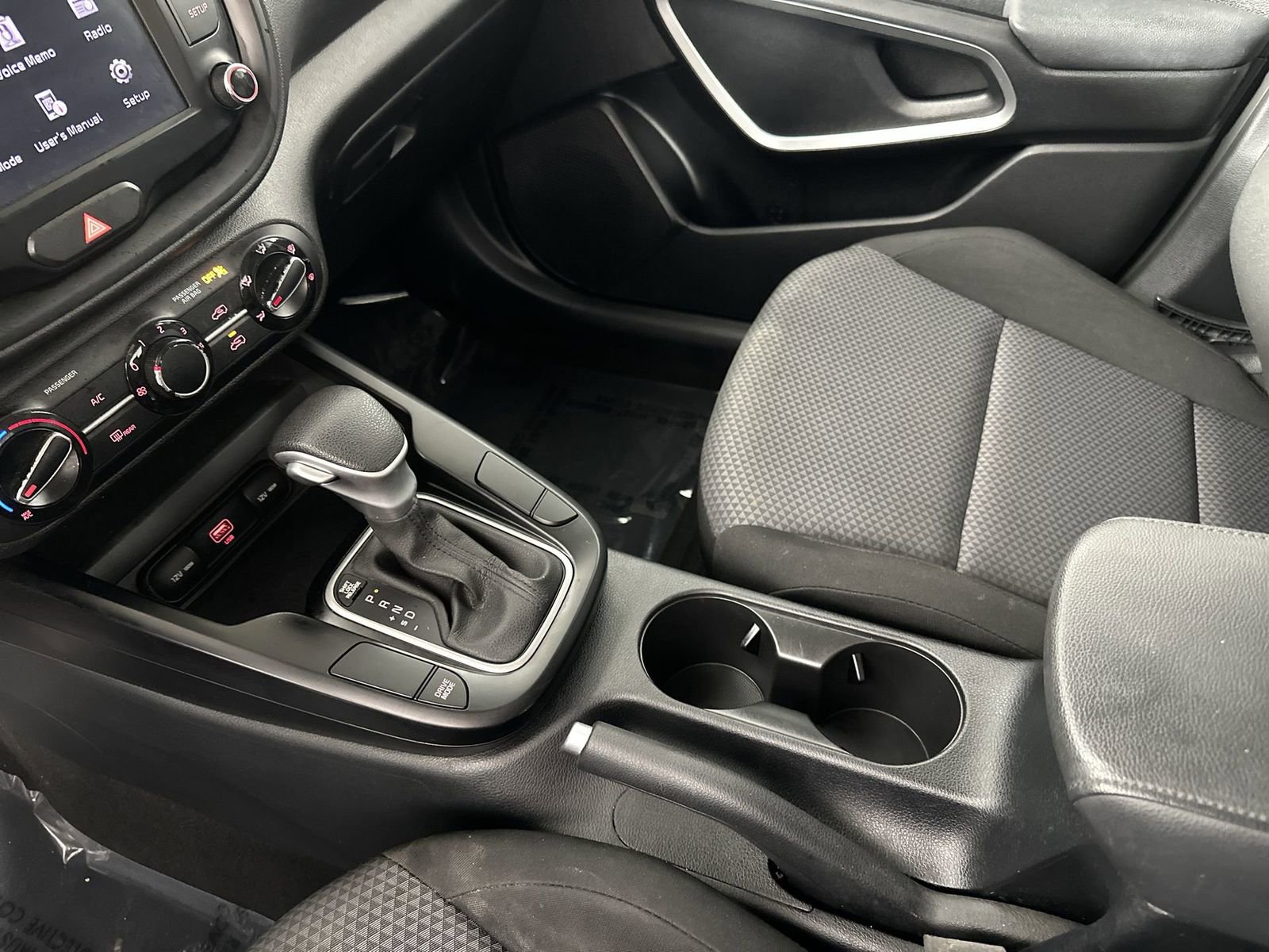 Used 2022 Kia Soul LX w/ Technology Package image 25