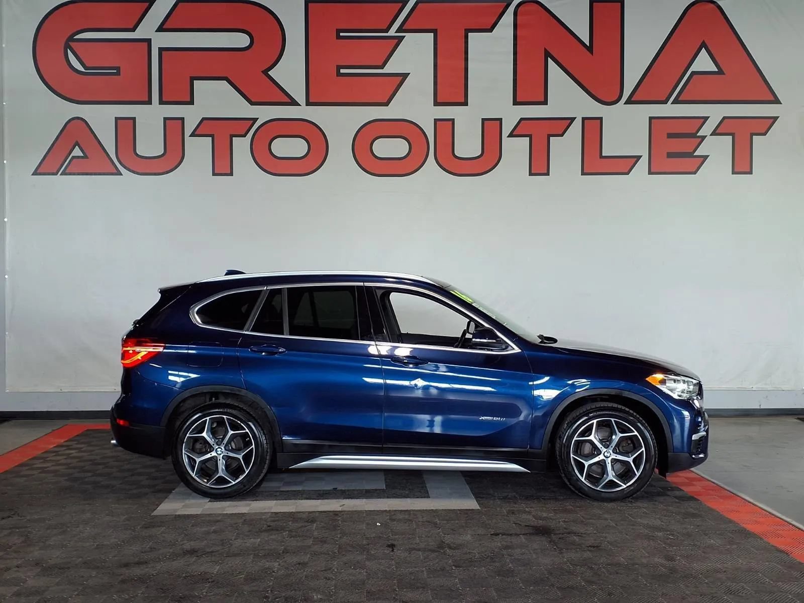 Used 2016 BMW X1 xDrive28i AWD/4WD image 1