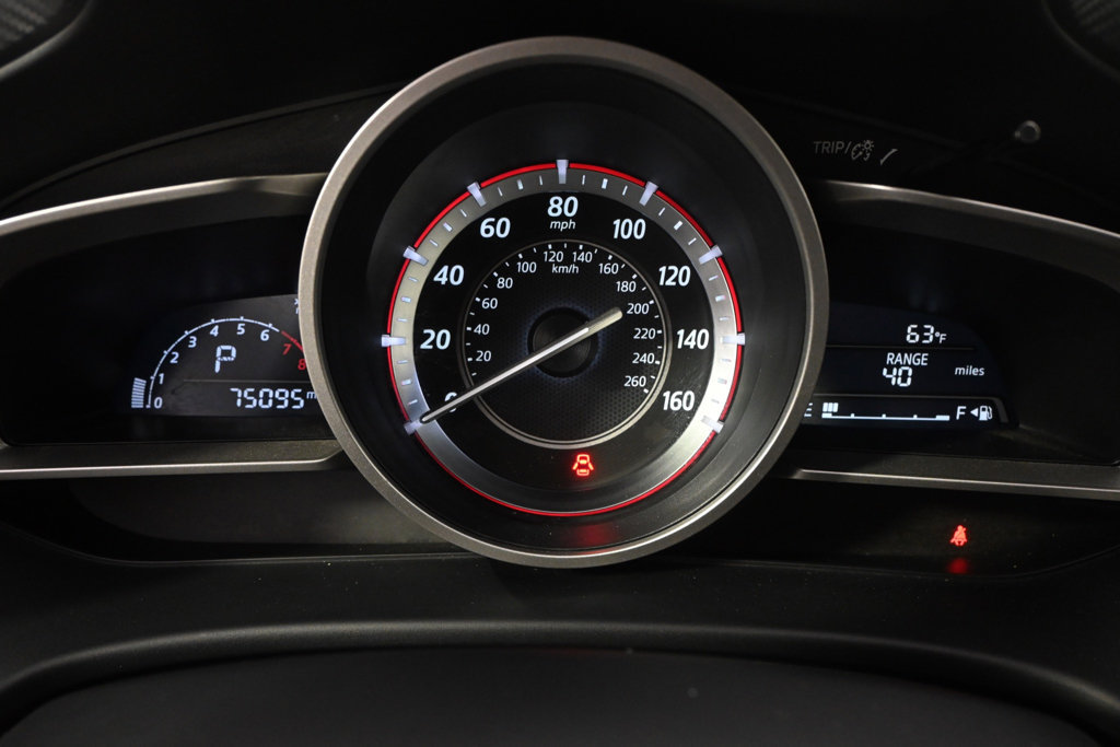 Used 2015 MAZDA MAZDA3 i Touring FWD image 25