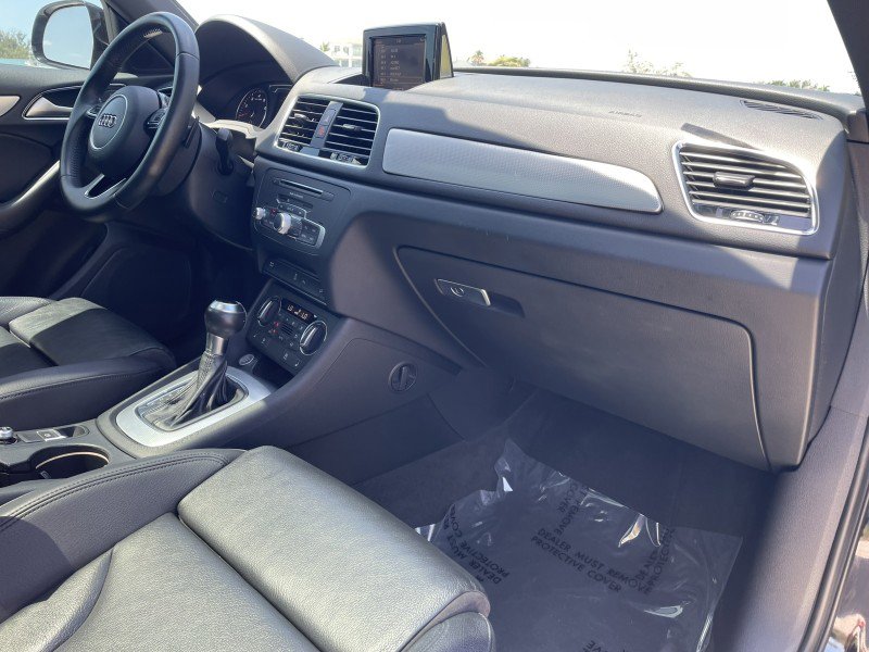 Used 2018 Audi Q3 2.0T Premium w/ Convenience Package FWD image 8