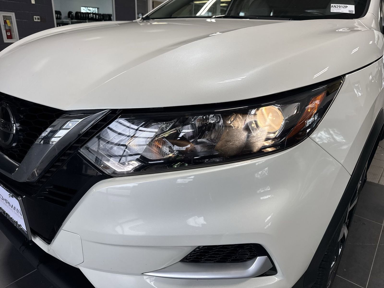 Certified 2022 Nissan Rogue Sport SL AWD/4WD image 34