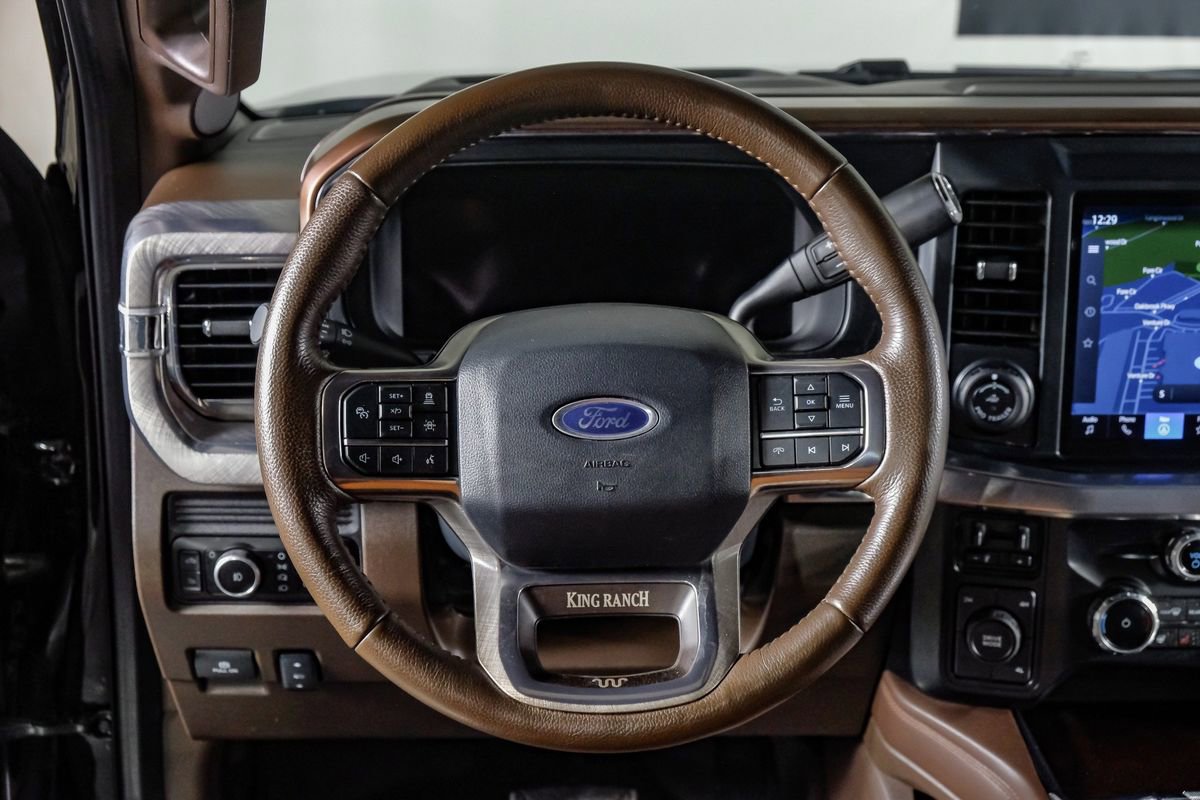 Used 2025 Ford F350 King Ranch image 16