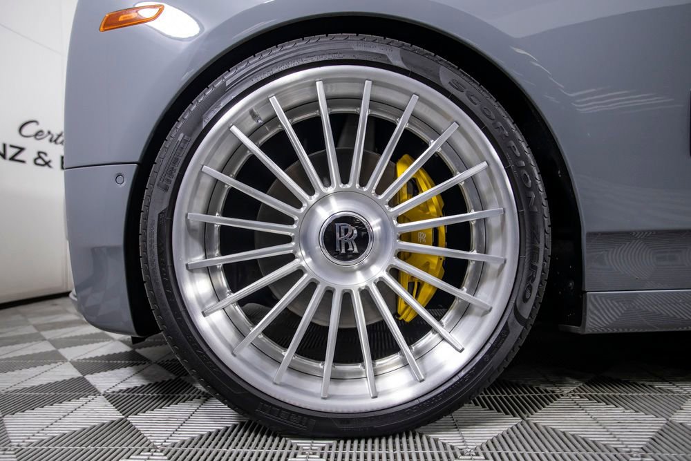 Used 2018 Rolls-Royce Phantom Sedan image 76