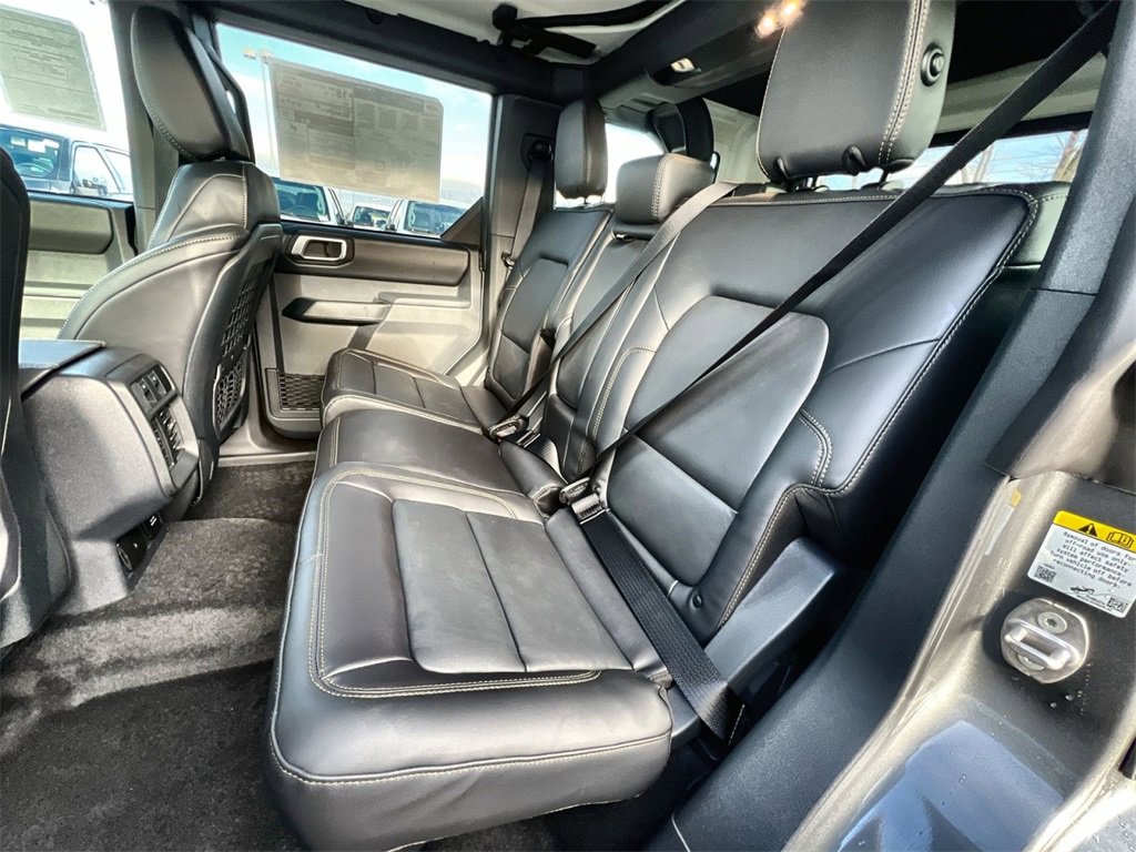 New 2025 Ford Bronco Badlands image 25