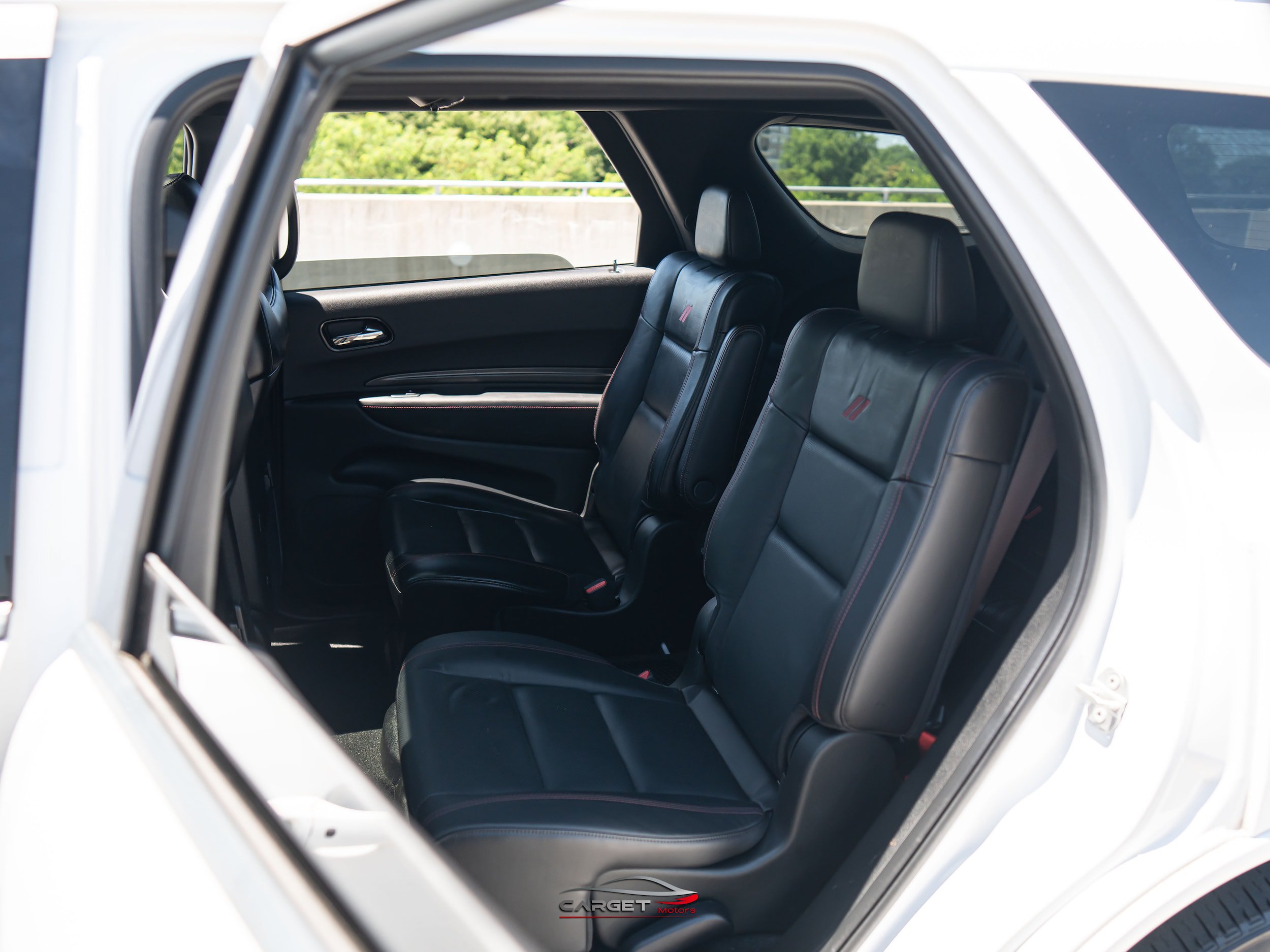 Used 2022 Dodge Durango R/T w/ Blacktop Package AWD/4WD image 21
