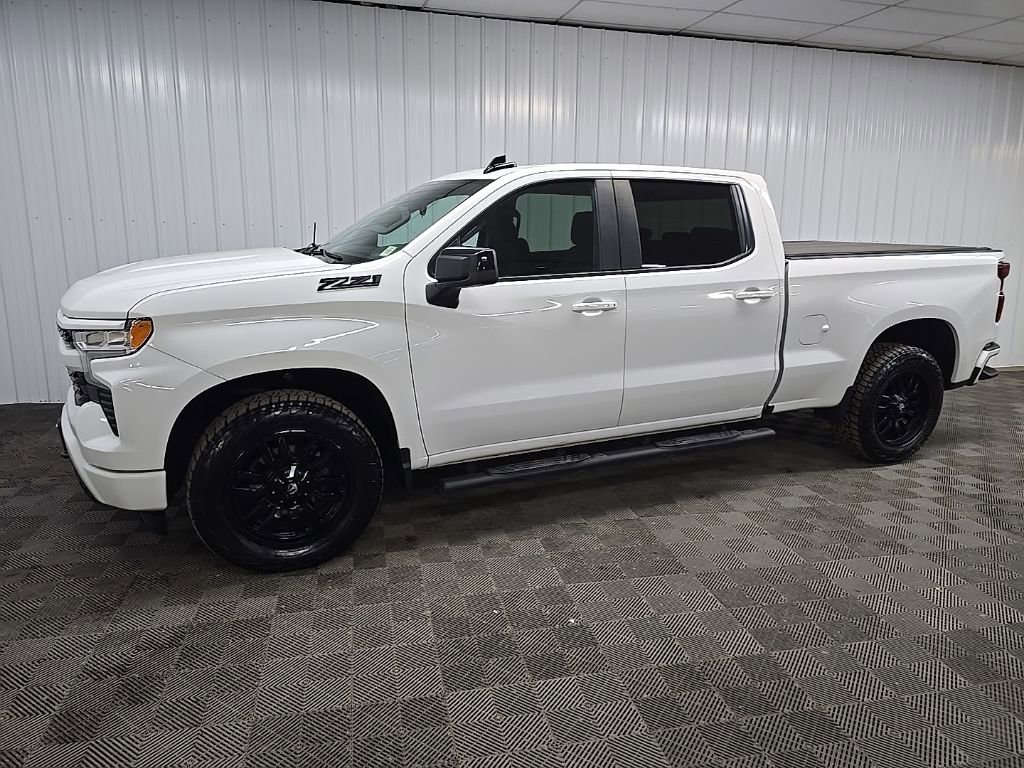 Used 2023 Chevrolet Silverado 1500 RST image 6