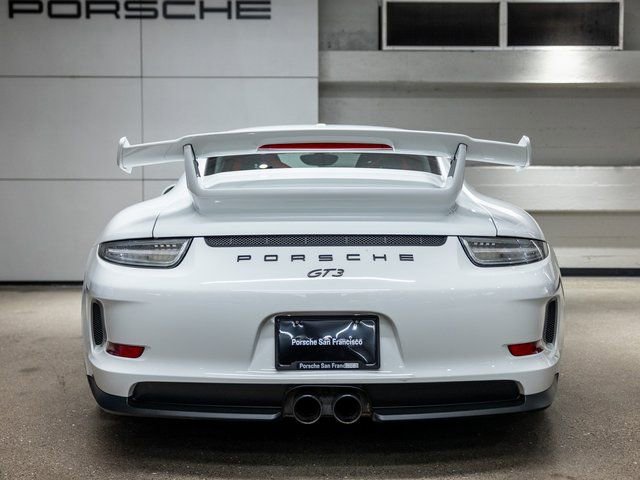 Used 2015 Porsche 911 GT3 w/ Carbon Interior Package RWD image 18