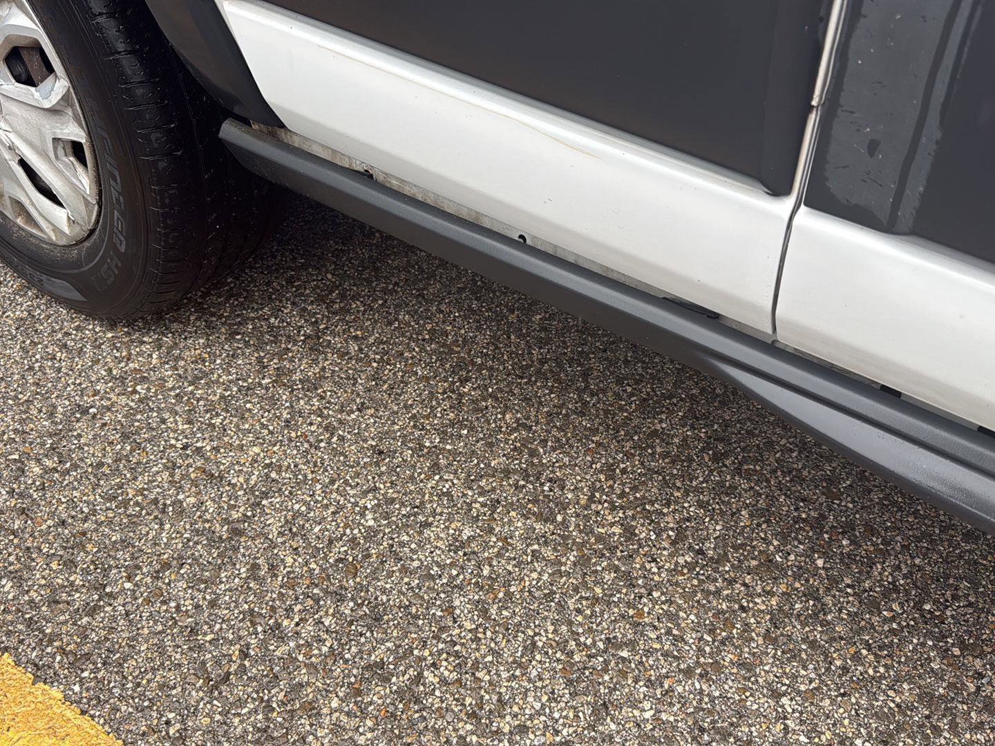 Used 2017 Ford Transit 350 XLT RWD image 8