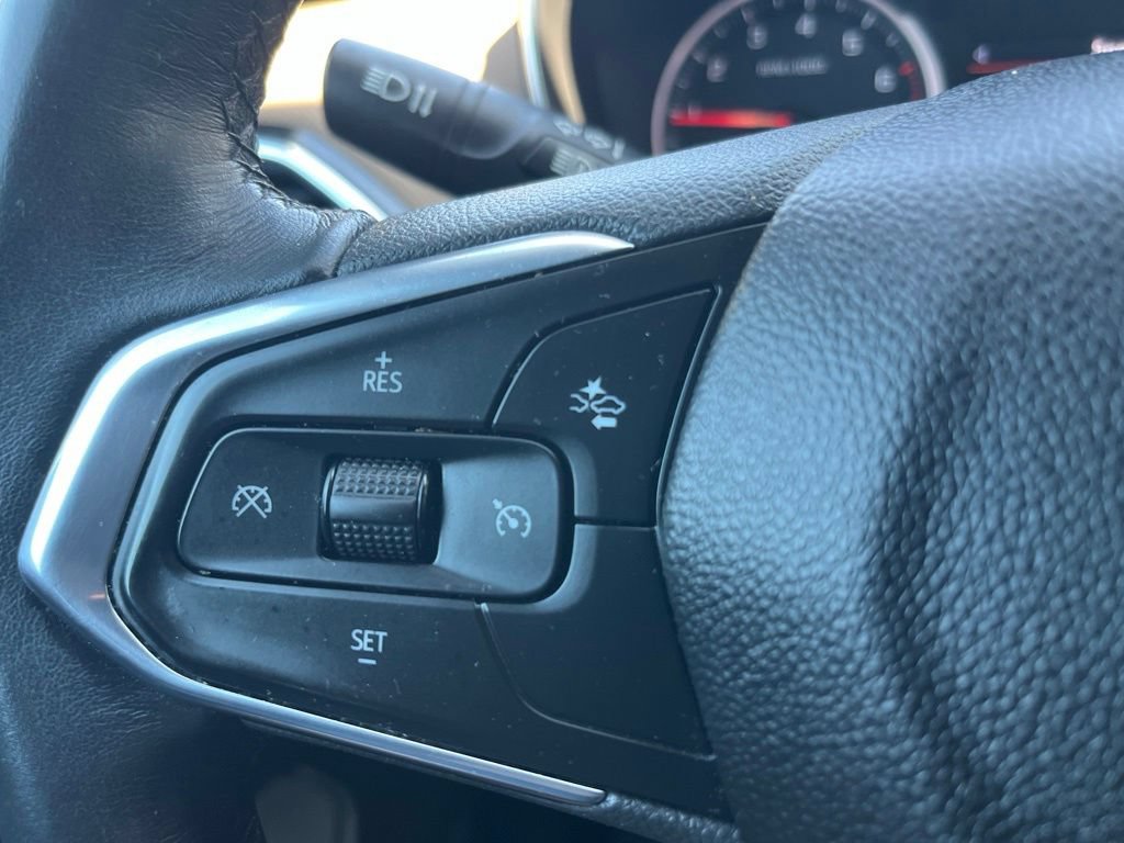 Used 2021 Chevrolet TrailBlazer ACTIV w/ Technology Package AWD/4WD image 13