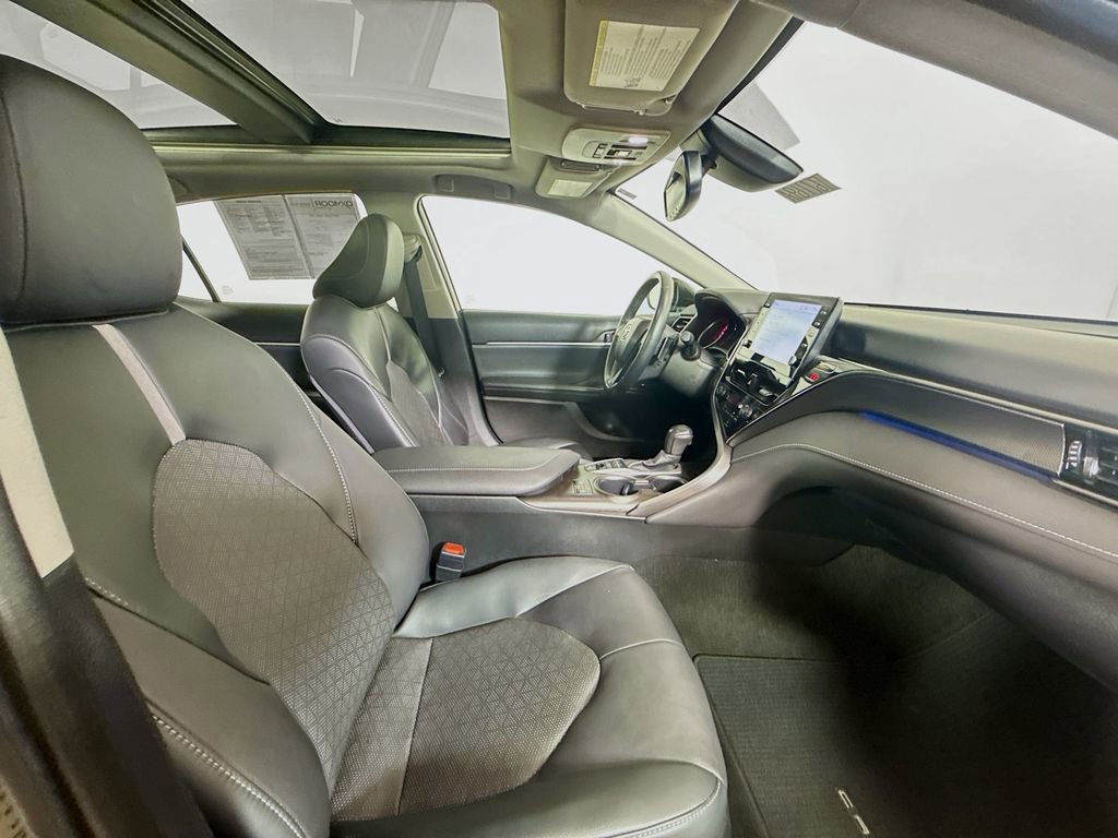 Used 2023 Toyota Camry XSE w/ Cold Weather Package FWD image 30