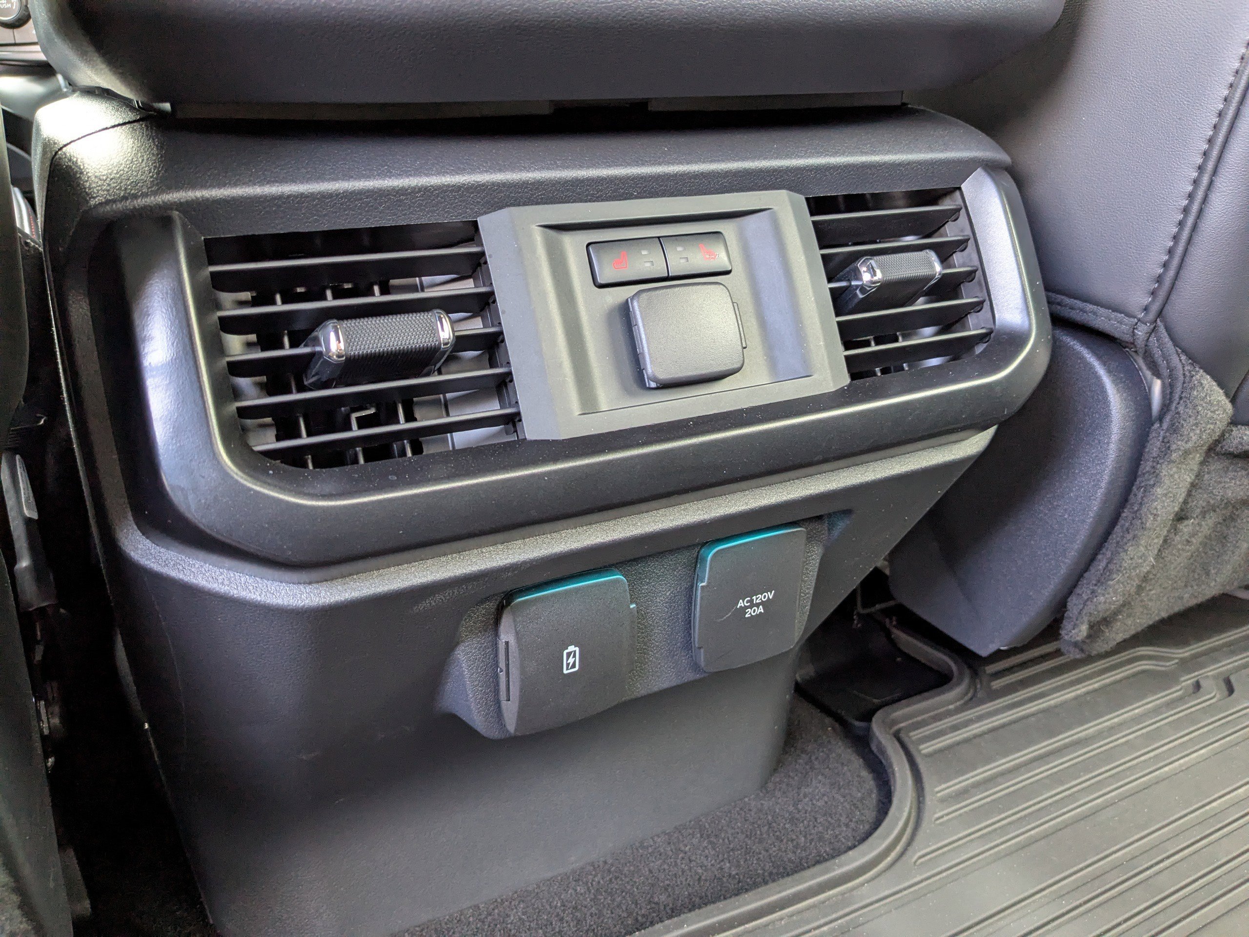 Used 2025 Ford F150 Raptor image 14