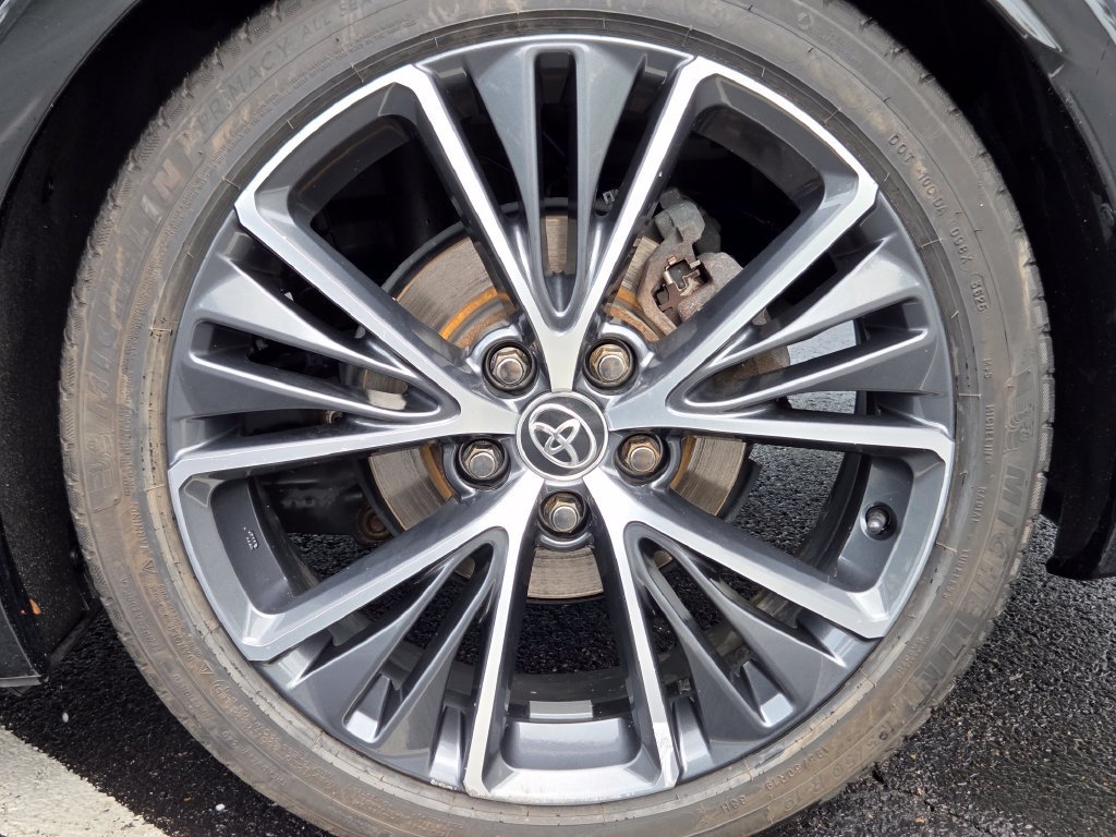Used 2023 Toyota Prius XLE AWD/4WD image 15