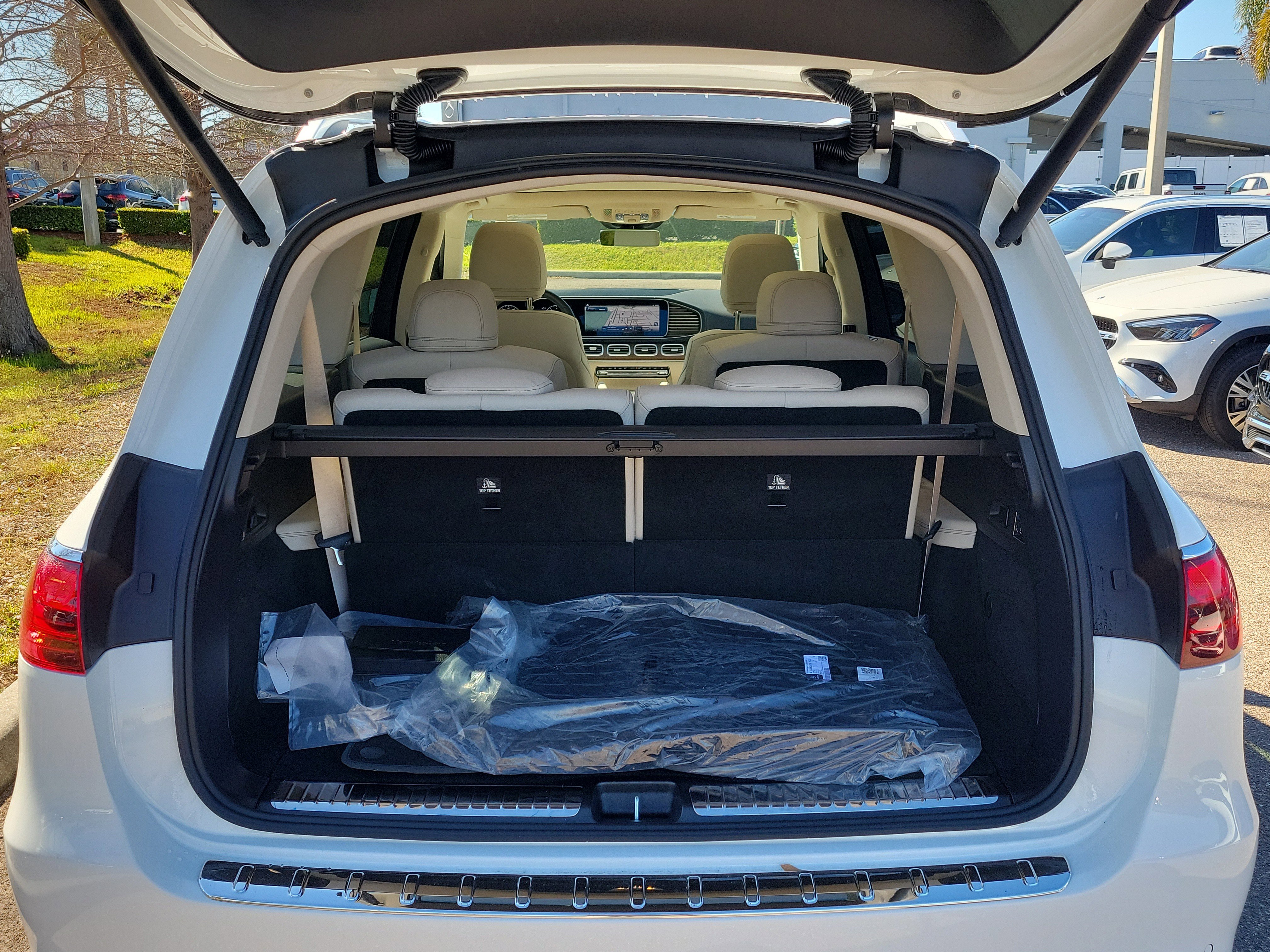 Certified 2026 Mercedes-Benz GLS 450 4MATIC image 9