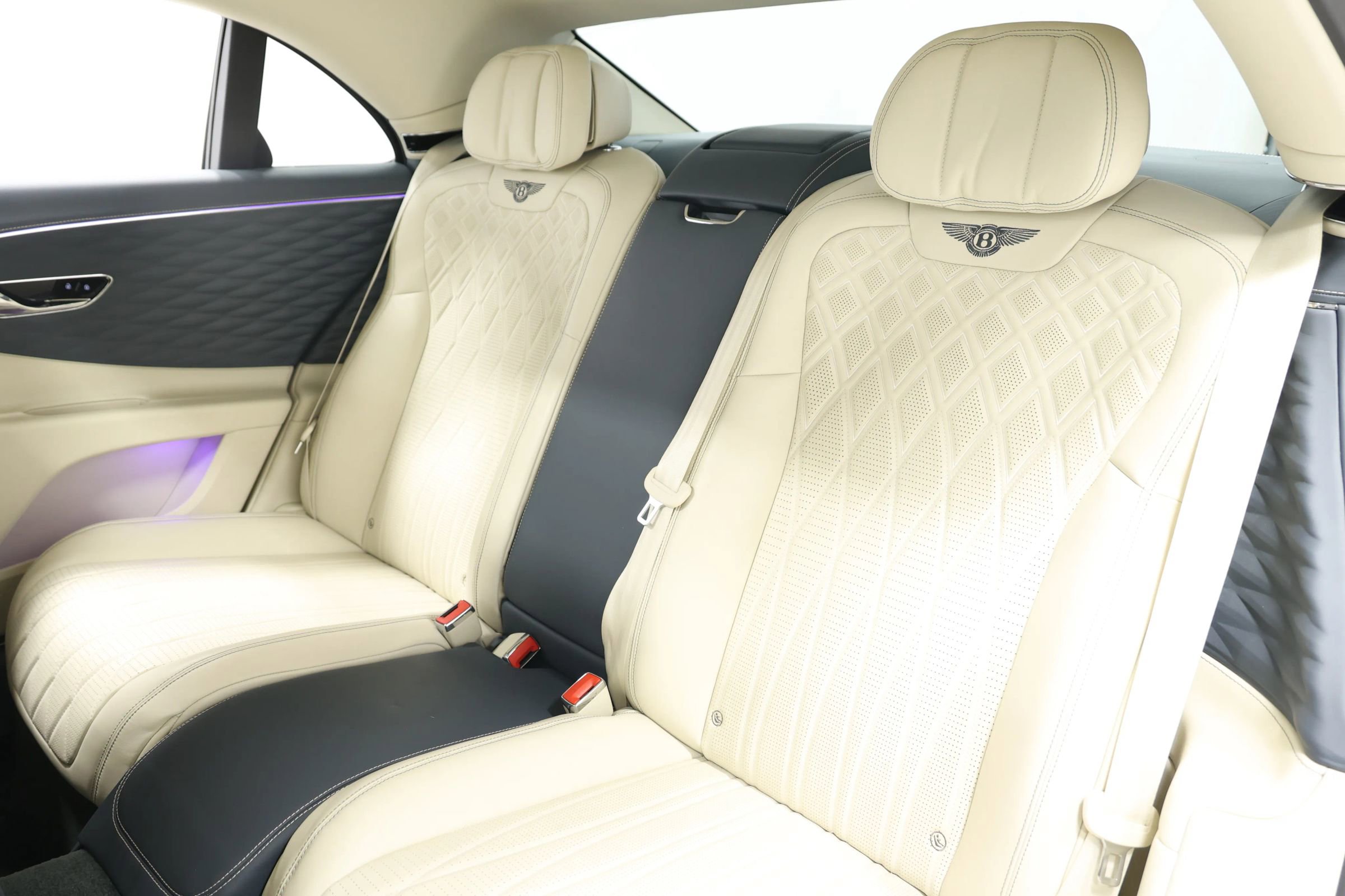 Used 2020 Bentley Flying Spur W12 w/ First Edition Specification image 3