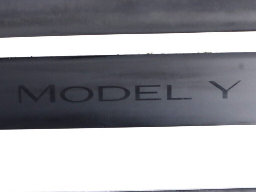 Used 2021 Tesla Model Y Performance image 35