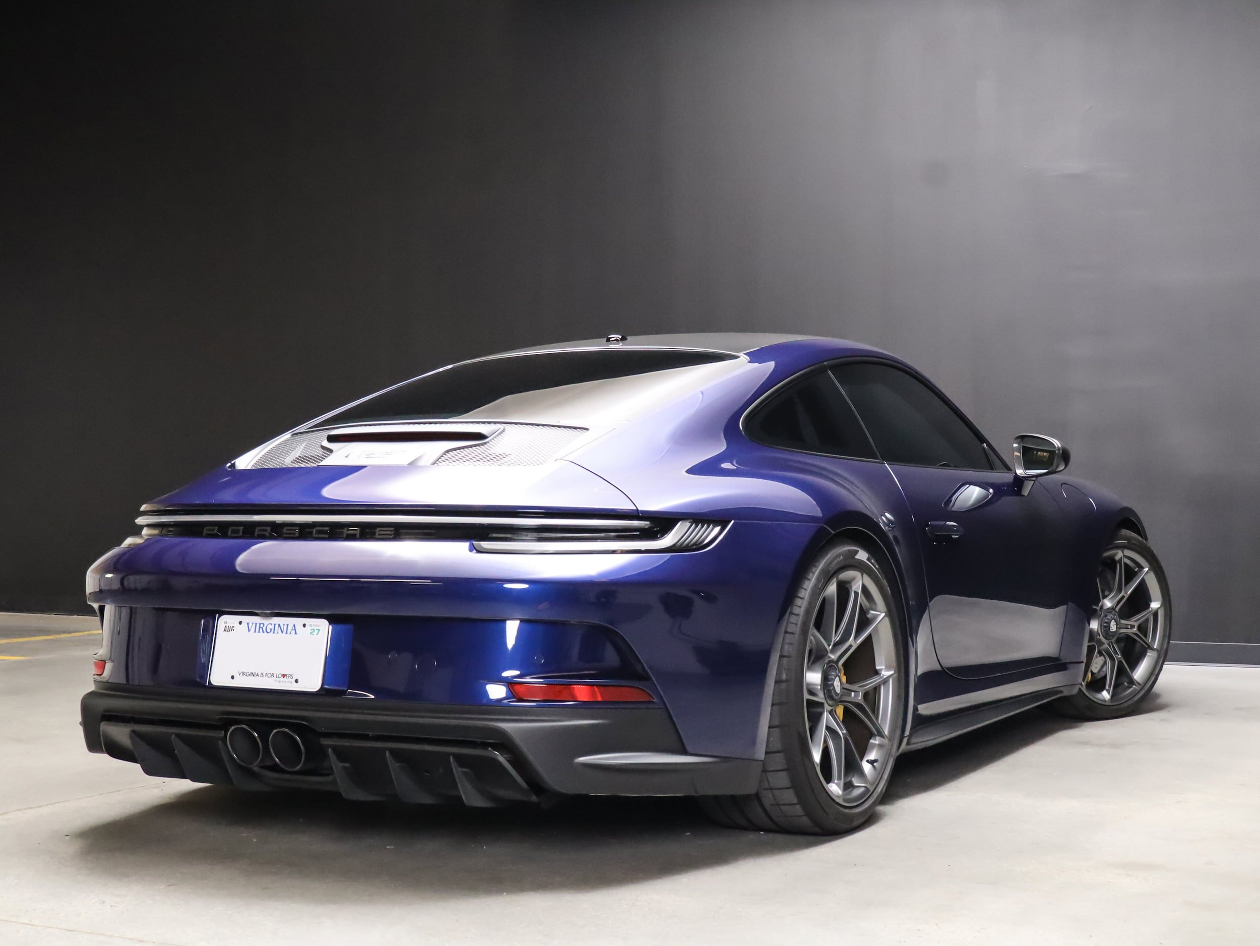 Certified 2023 Porsche 911 GT3 RWD image 2