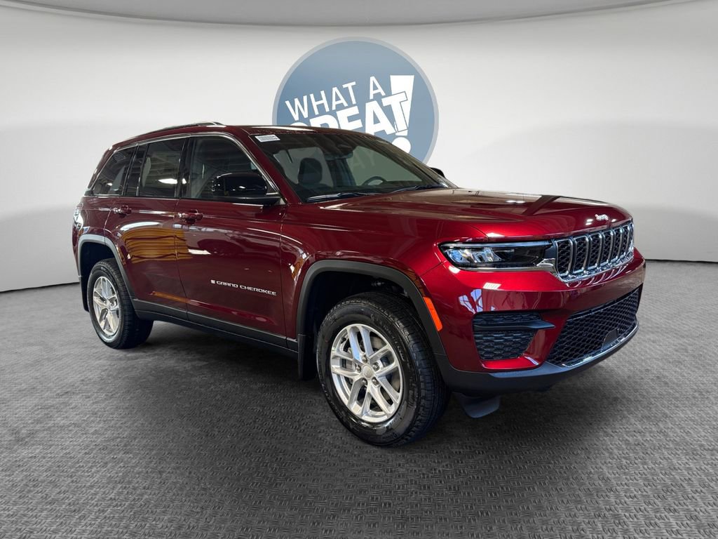 New 2025 Jeep Grand Cherokee Laredo w/ MOPAR Finishing Package image 1