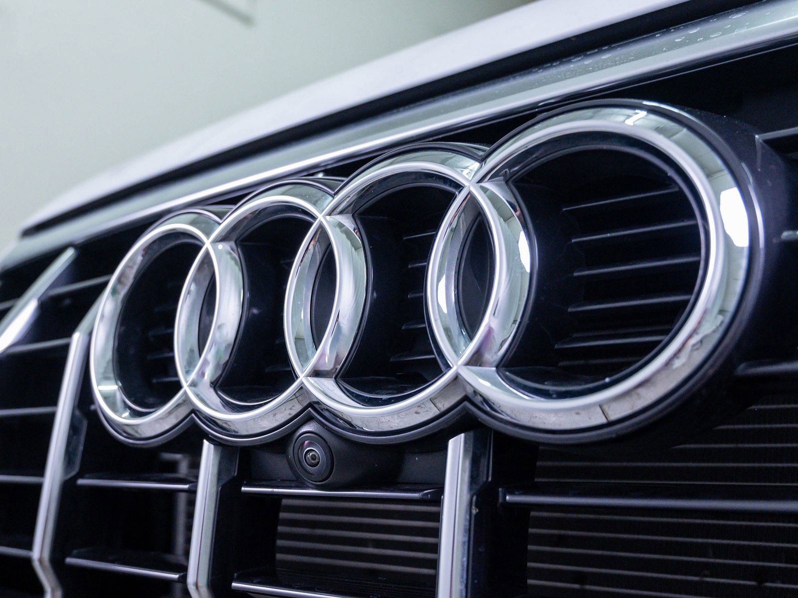 Used 2024 Audi Q3 2.0T Premium Plus w/ Premium Plus Package image 5