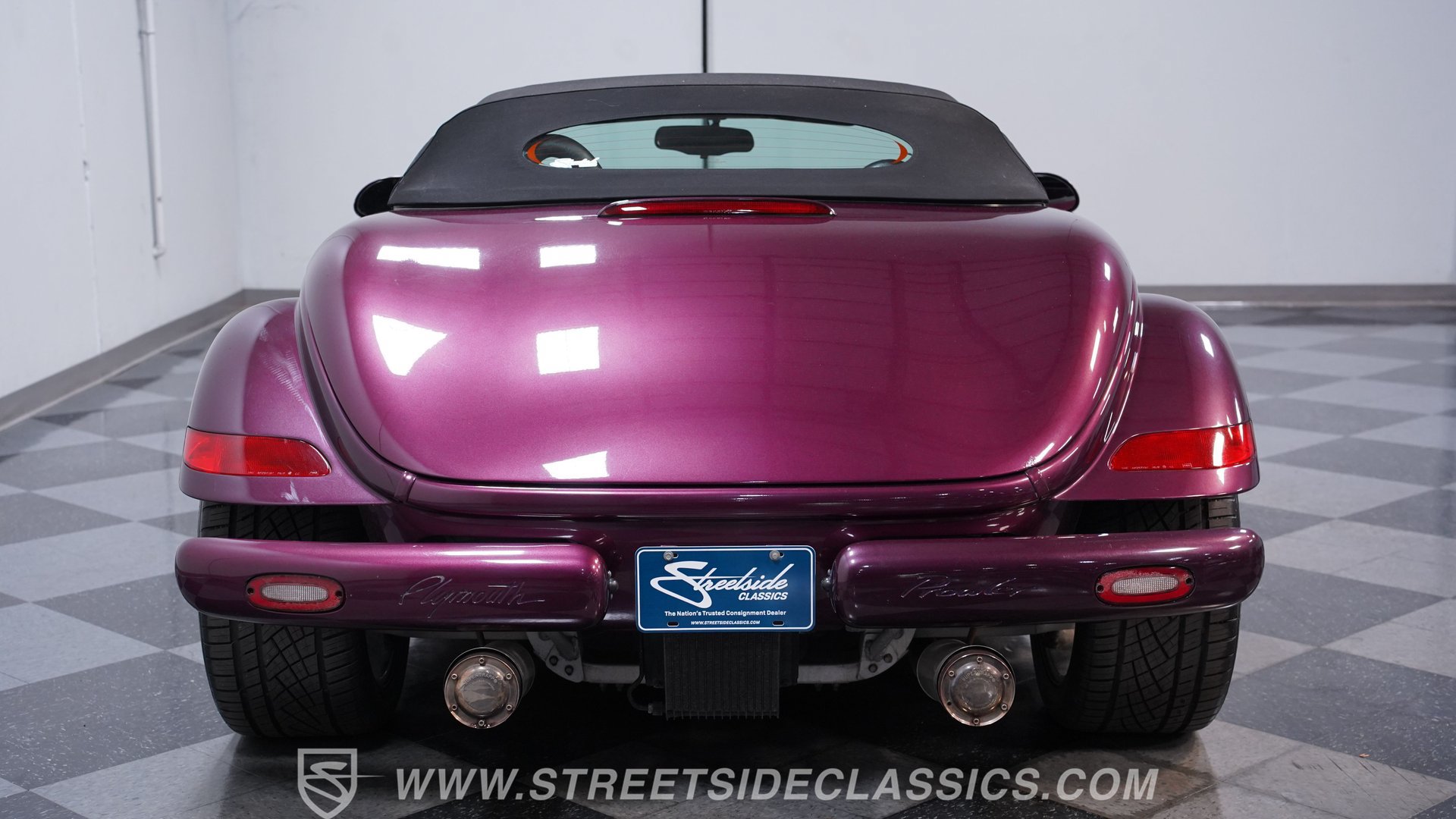 Used 1999 Plymouth Prowler RWD image 10