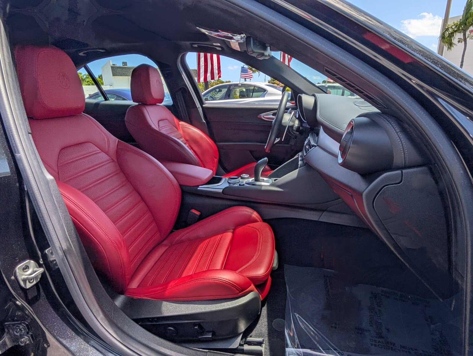 Used 2023 Alfa Romeo Giulia Veloce image 17