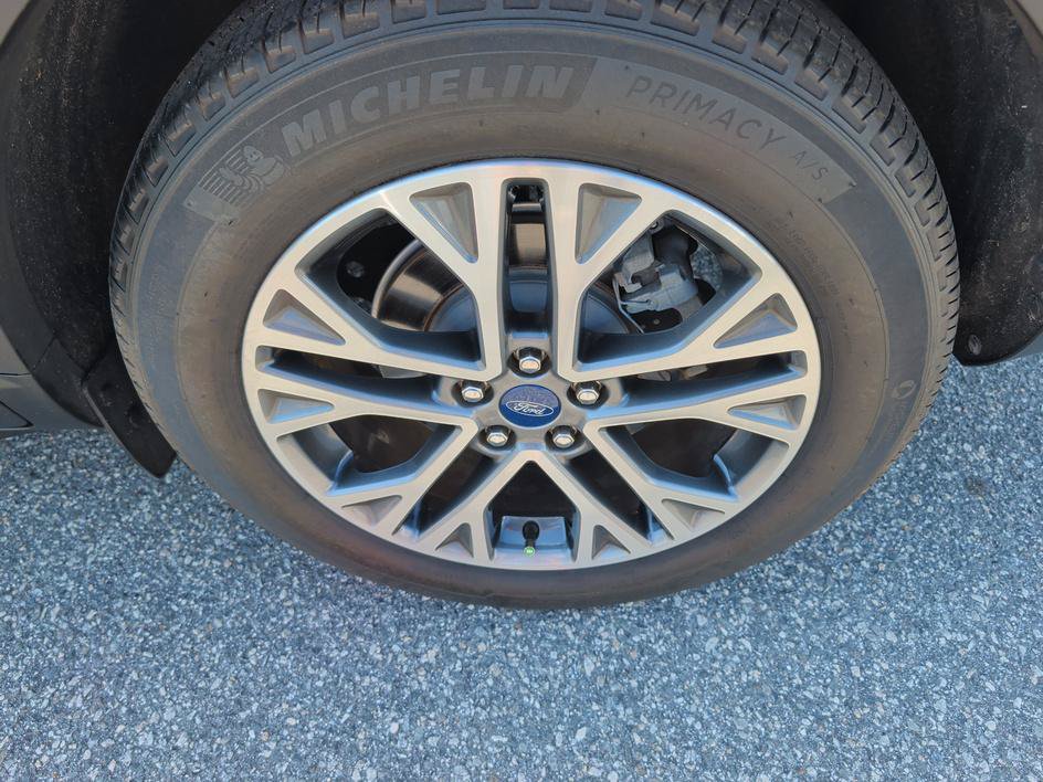 Used 2022 Ford Escape SEL w/ Technology Package FWD image 7