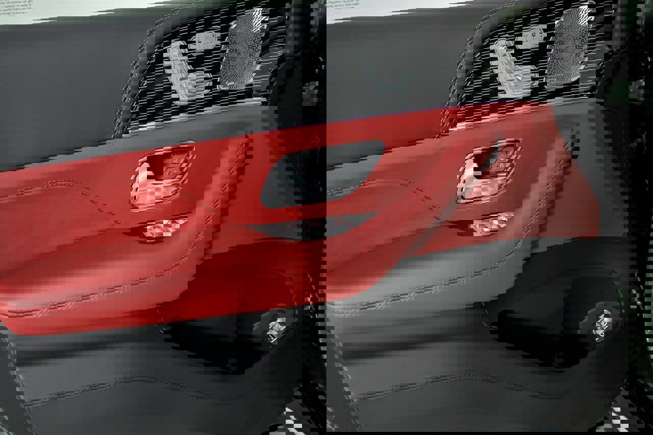 Used 2025 Mercedes-Benz Maybach GLS 600 4MATIC image 18