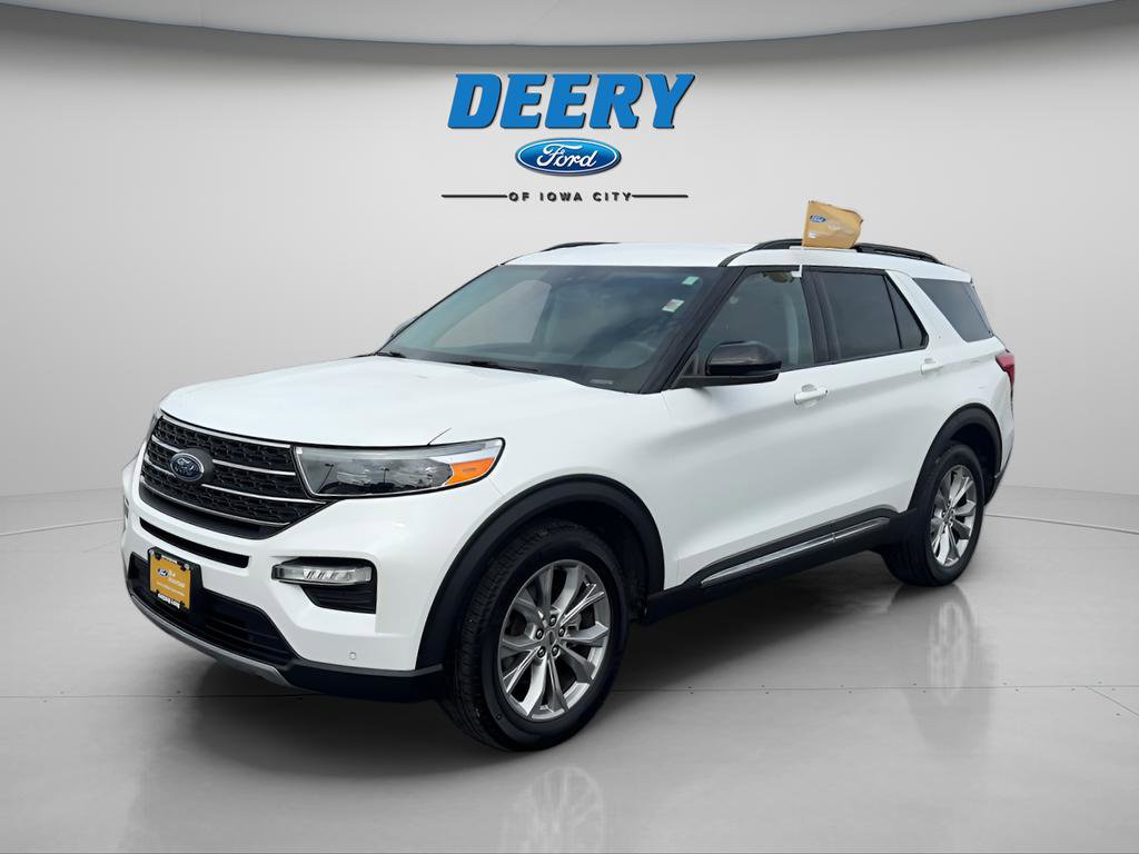 Certified 2024 Ford Explorer XLT w/ Equipment Group 202A AWD/4WD image 3