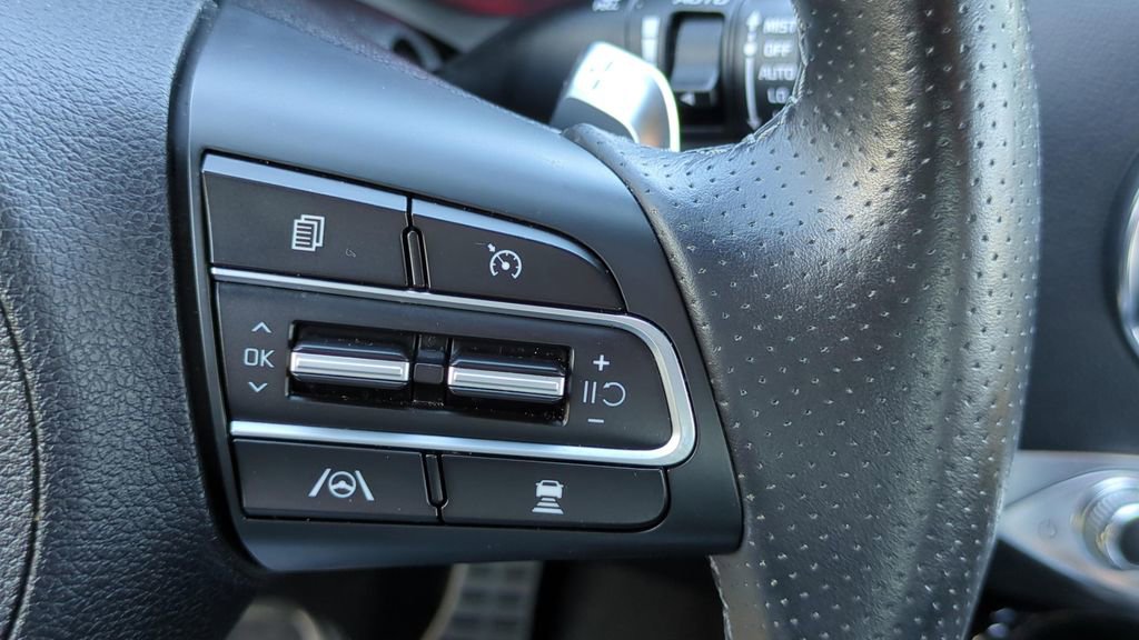 Used 2022 Kia Stinger GT-Line w/ Sun & Sound Package image 22