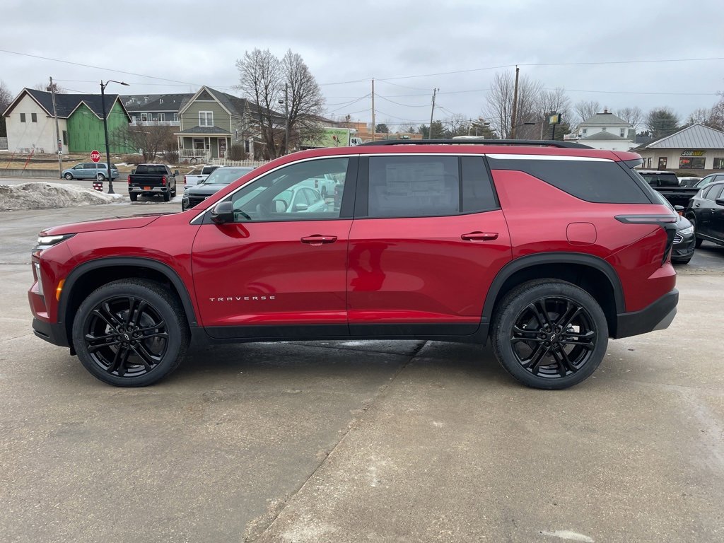 New 2026 Chevrolet Traverse LT w/ Driver Confidence Package image 2