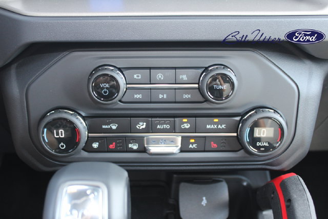 New 2026 Ford Bronco Outer Banks w/ Sasquatch Package AWD/4WD image 16