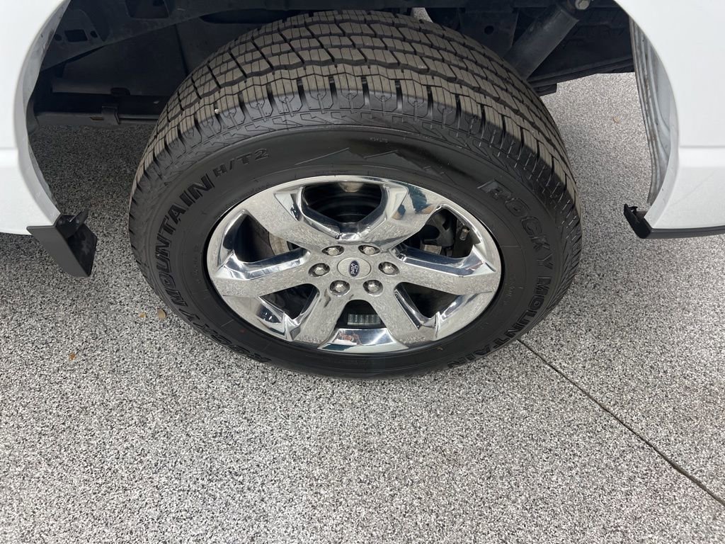 Used 2022 Ford F150 Lariat w/ Max Trailer Tow Package image 8