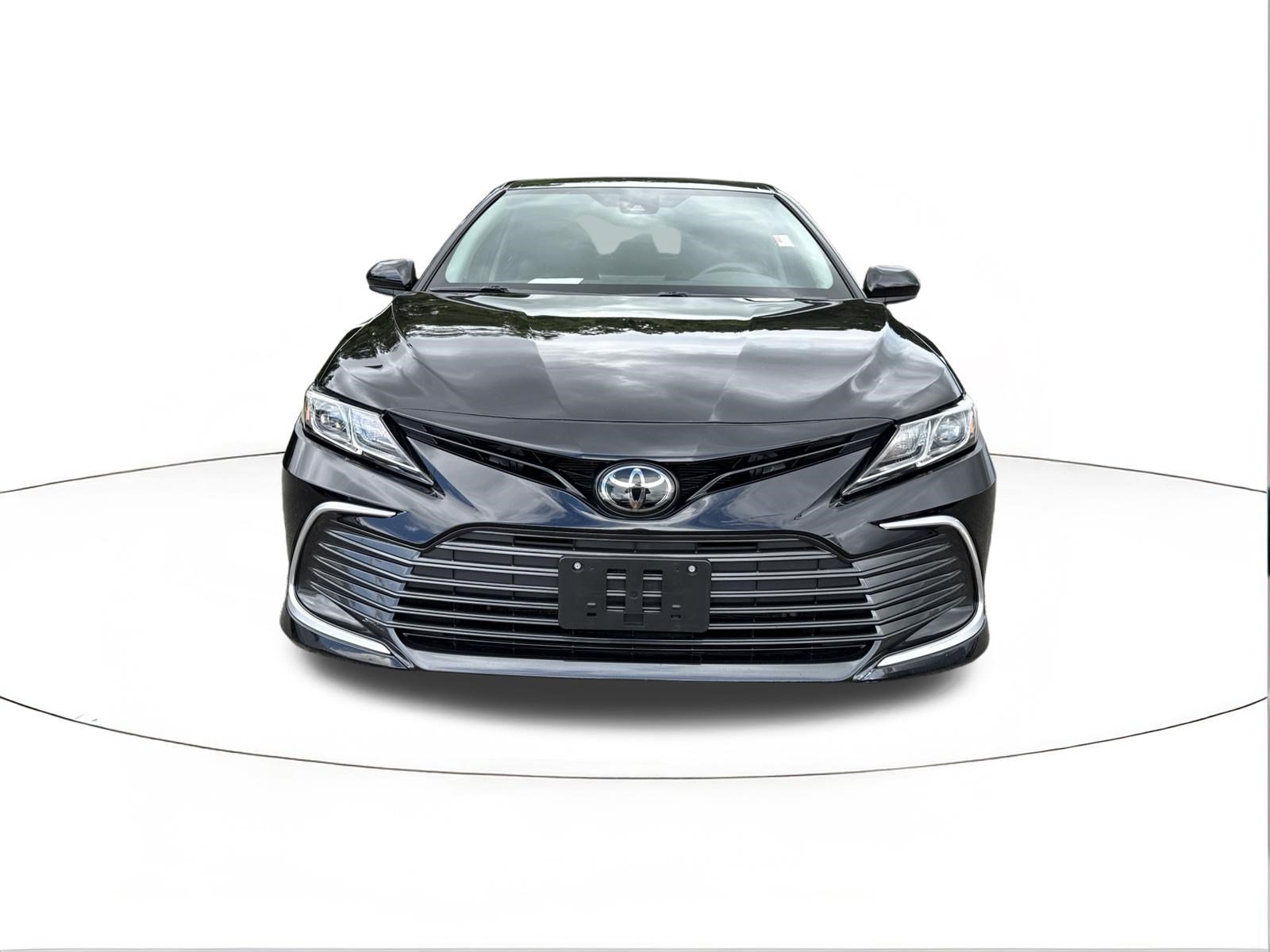 Used 2023 Toyota Camry LE FWD image 8