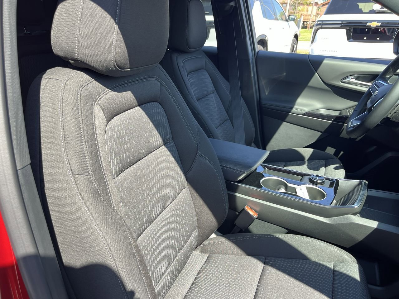 New 2026 Chevrolet Equinox LT image 35