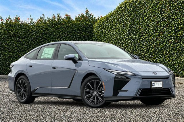New 2026 Lexus ES 350h w/ Cold Area Package FWD image 2