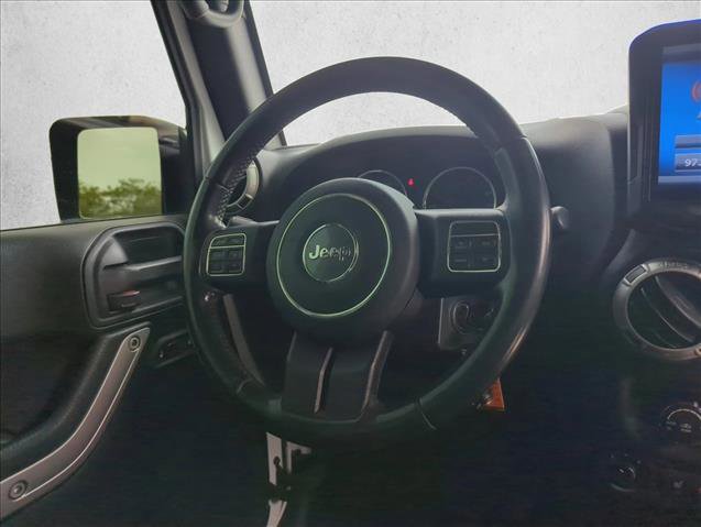 Used 2017 Jeep Wrangler Unlimited Rubicon w/ Cold Weather Group AWD/4WD image 27