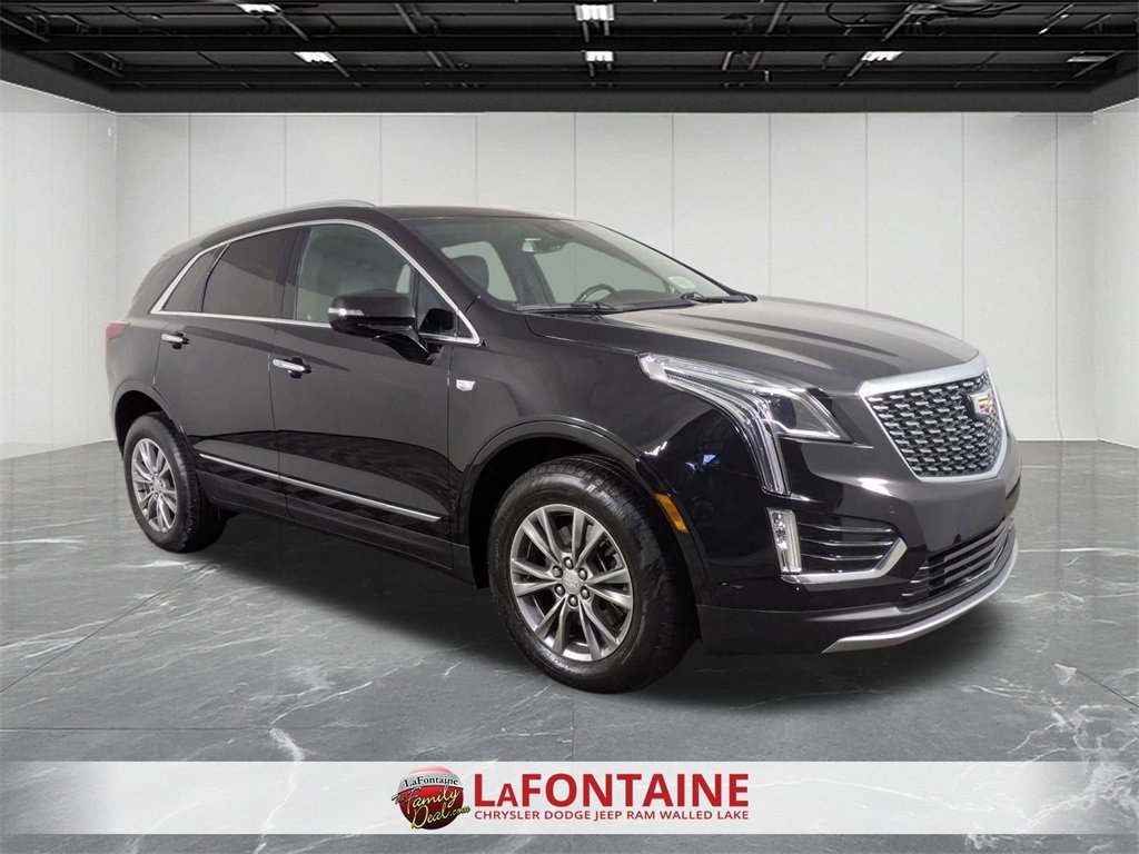 Used 2023 Cadillac XT5 Premium Luxury w/ LPO, Floor Liner Package image 7