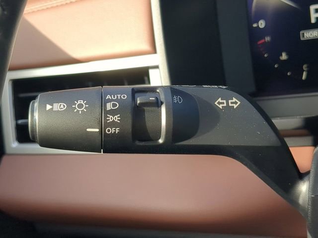 New 2026 Mitsubishi Outlander SEL FWD image 32