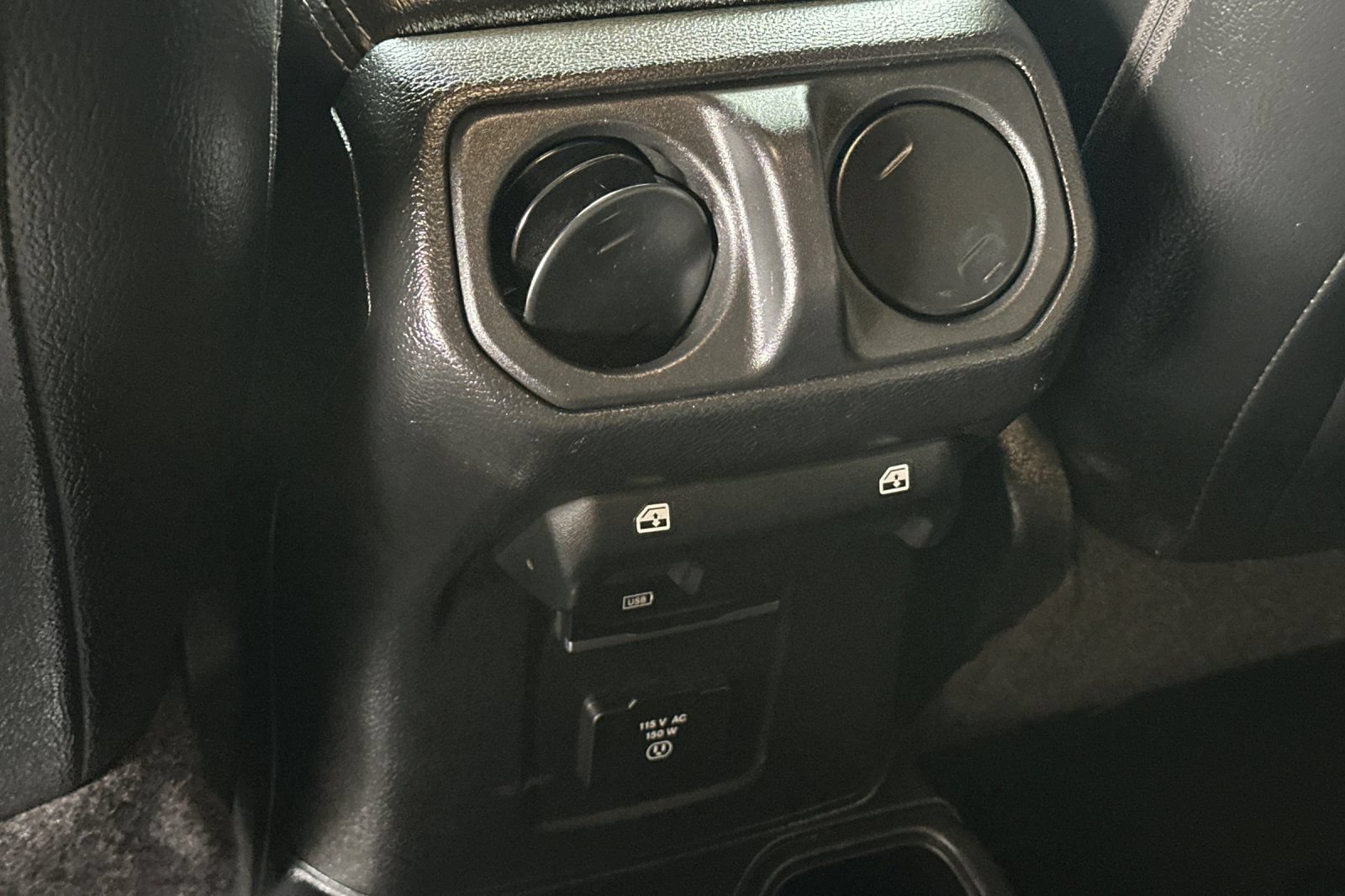 Used 2021 Jeep Wrangler Unlimited Sahara AWD/4WD image 14