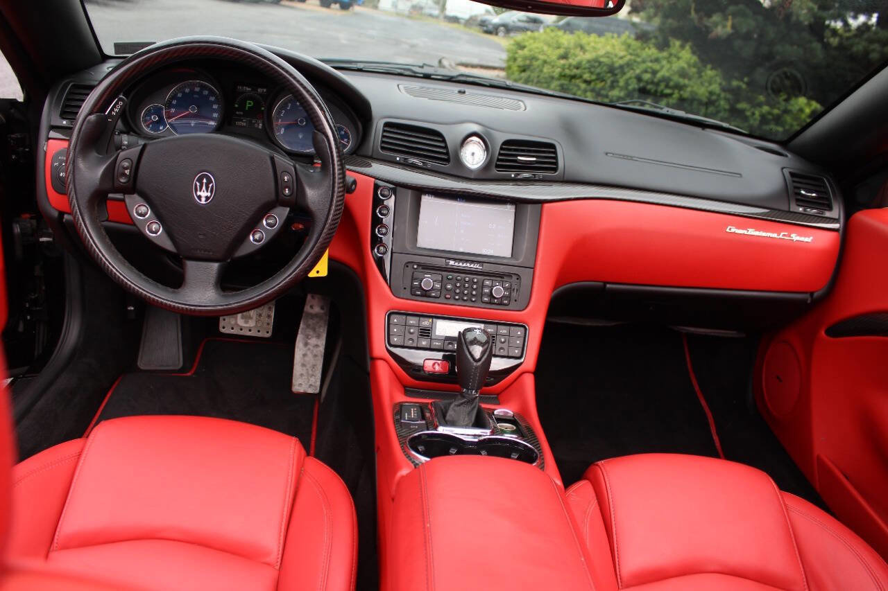 Used 2012 Maserati GranTurismo Sport RWD image 20