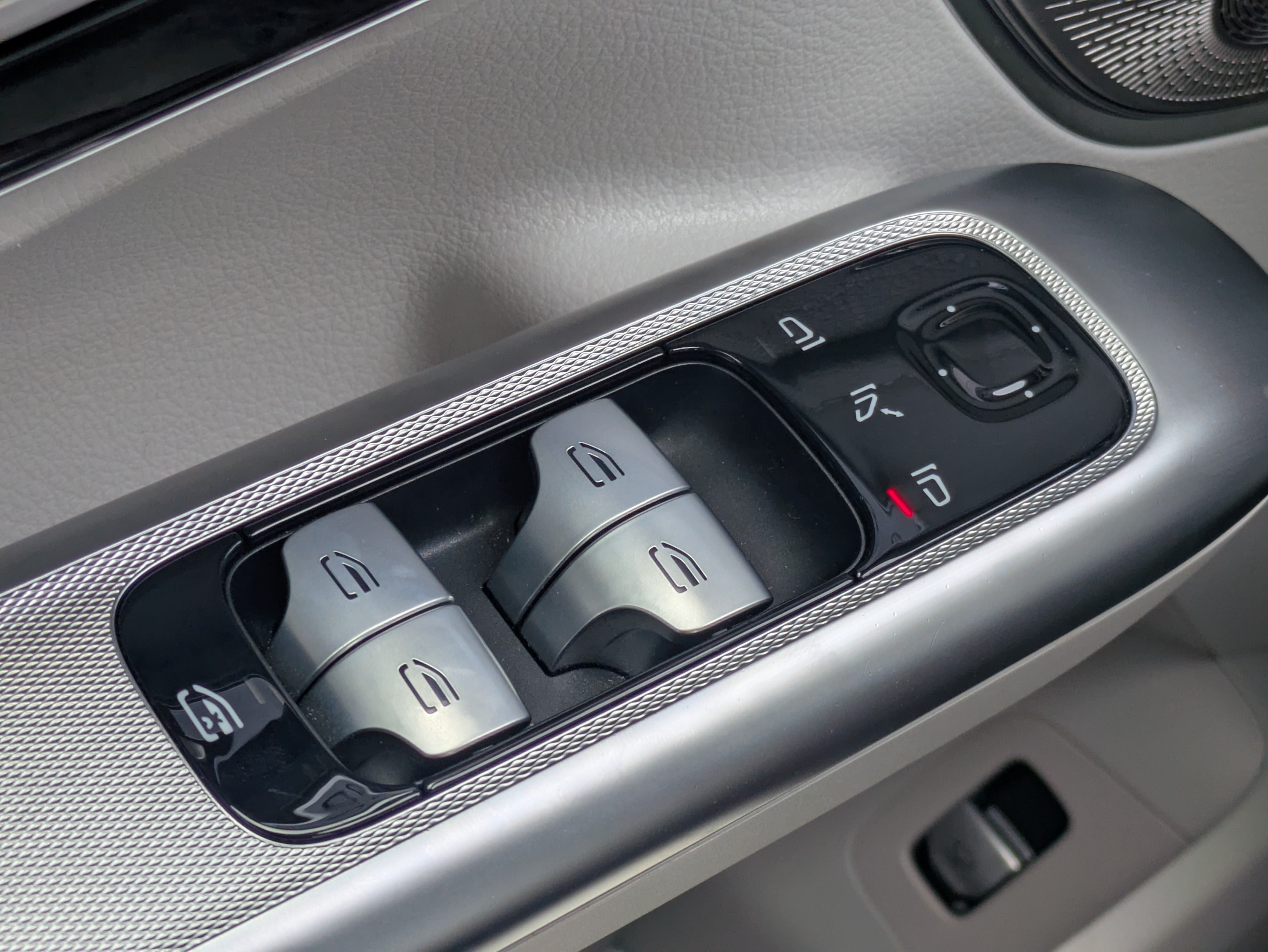 Certified 2023 Mercedes-Benz EQE 350+ SUV image 23