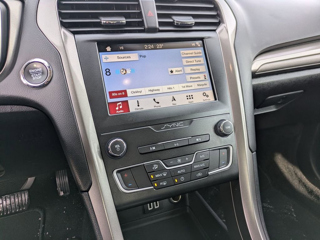 Used 2019 Ford Fusion SE image 23