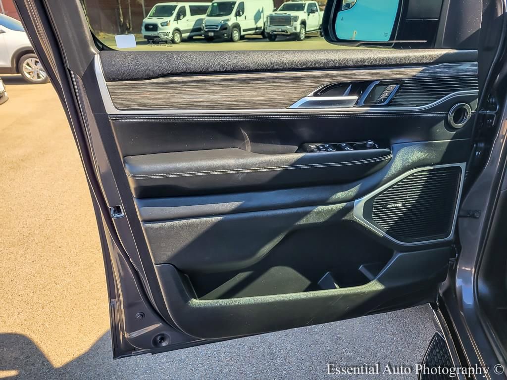 Used 2022 Jeep Wagoneer Series II image 17