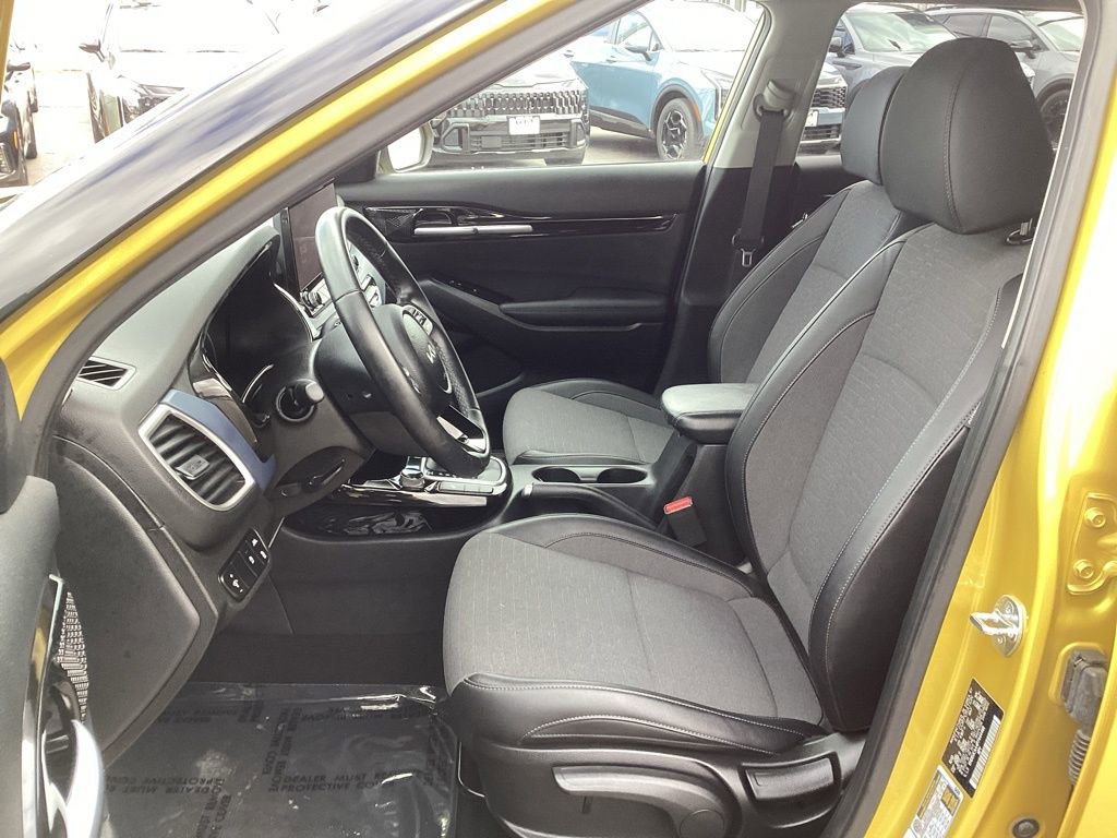Used 2023 Kia Seltos S w/ Navigation Package AWD/4WD image 13