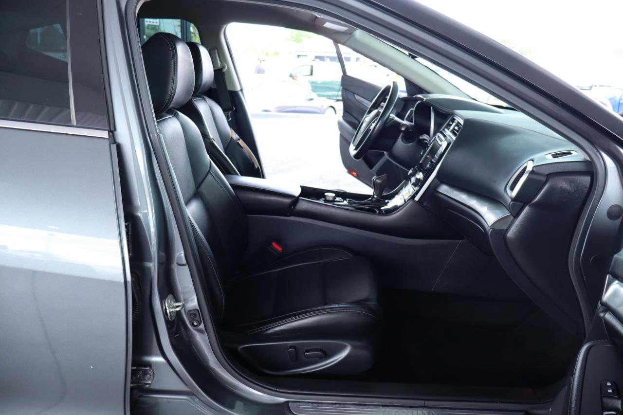 Used 2020 Nissan Maxima 3.5 SV w/ Floor Mat Group FWD image 35