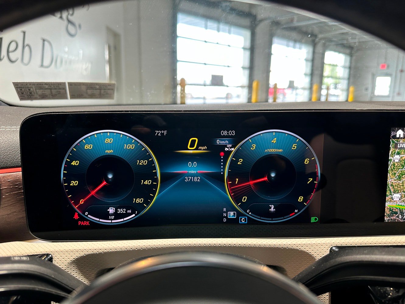 Used 2023 Mercedes-Benz CLA 250 4MATIC image 9